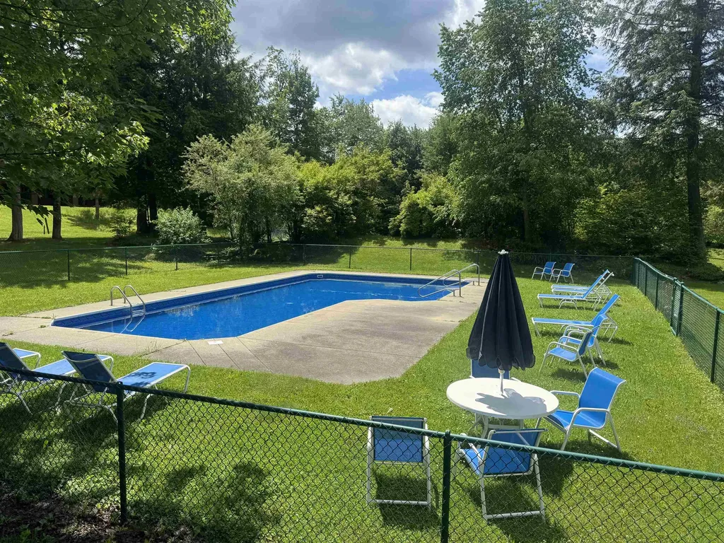 8 Wildlife Road Stowe VT 05672