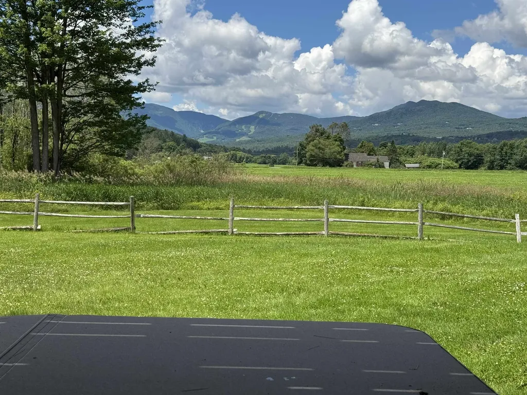 8 Wildlife Road Stowe VT 05672