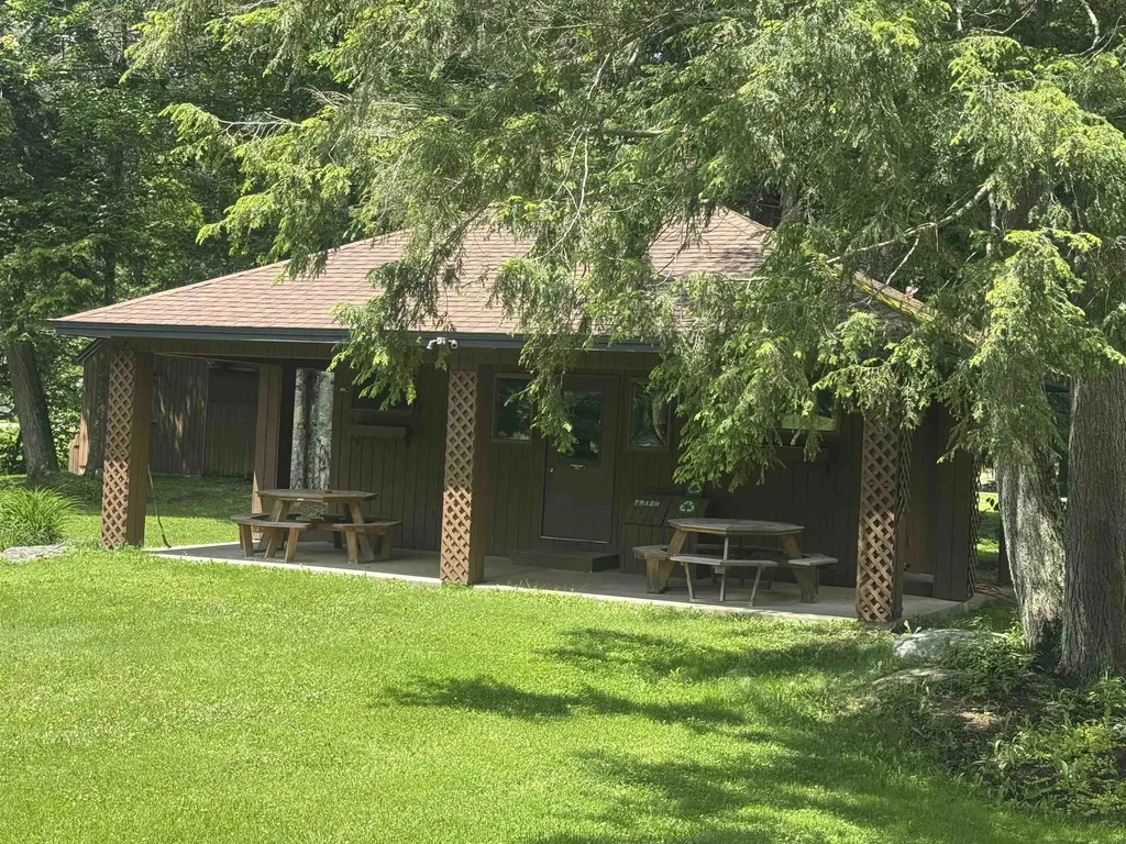 8 Wildlife Road Stowe VT 05672