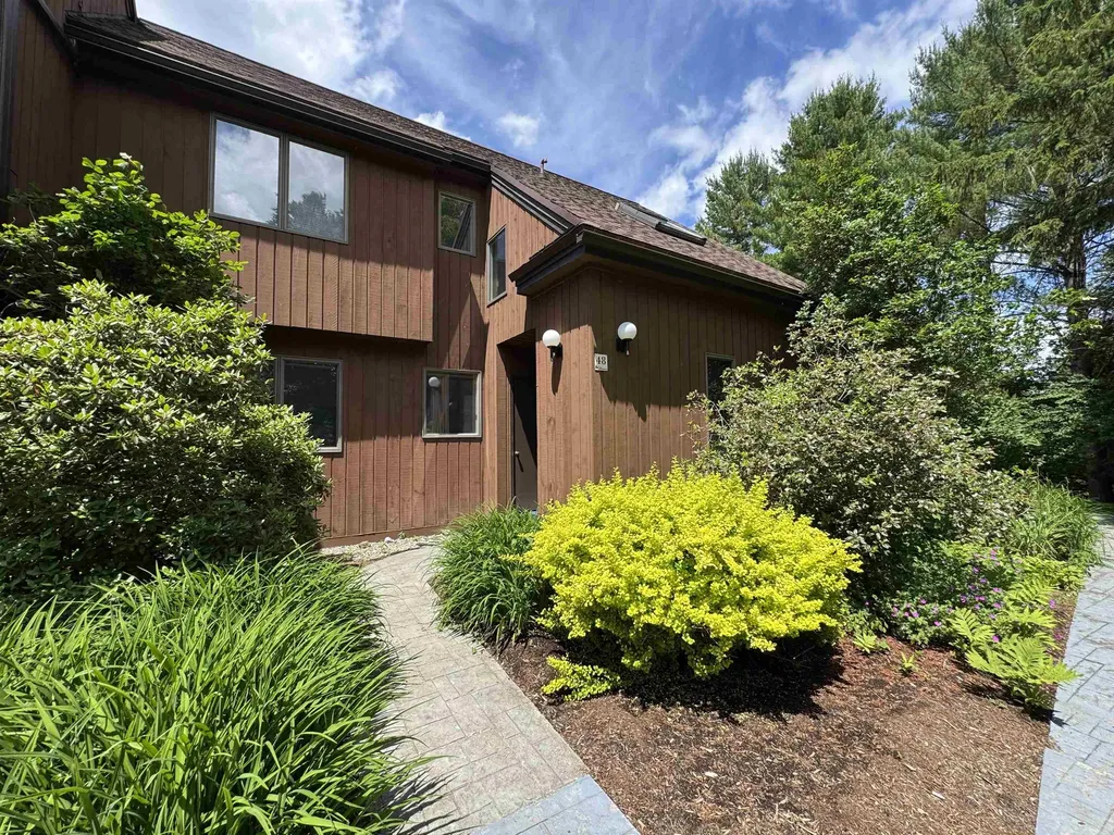 8 Wildlife Road Stowe VT 05672