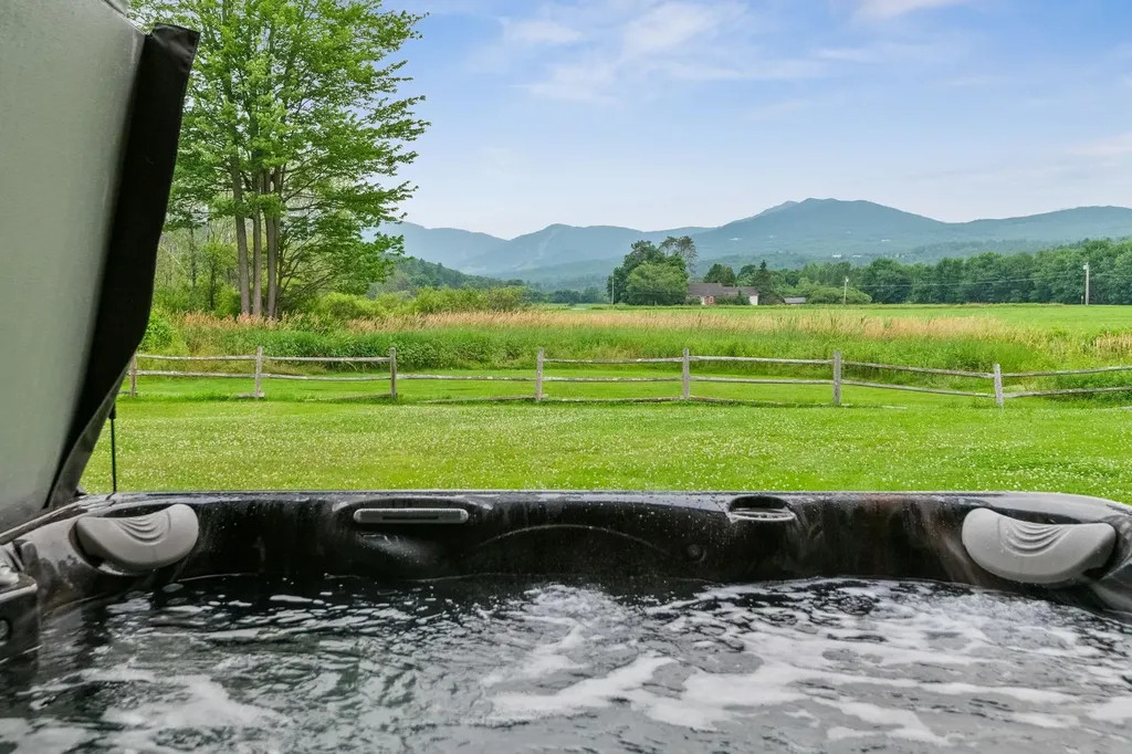 8 Wildlife Road Stowe VT 05672
