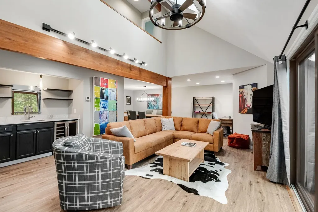 8 Wildlife Road Stowe VT 05672