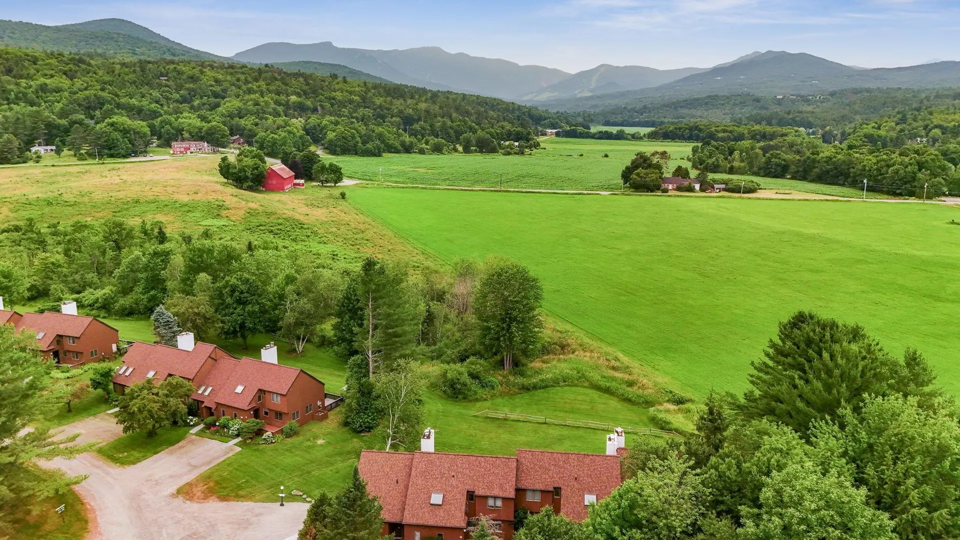 8 Wildlife Road Stowe VT 05672