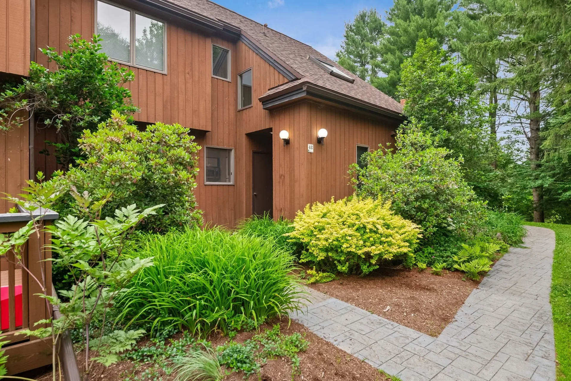 8 Wildlife Road Stowe VT 05672