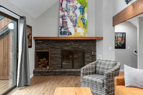 8 Wildlife Road Stowe VT 05672