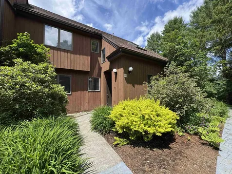 8 Wildlife Road Stowe VT 05672