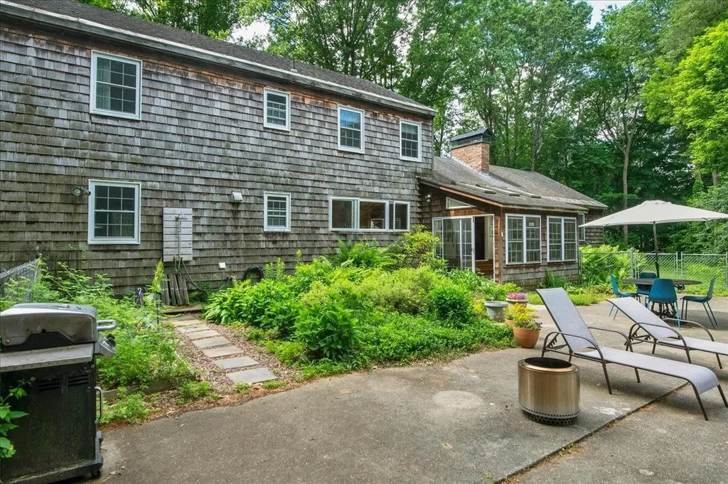 10 Birch Lane Essex Junction VT 05452