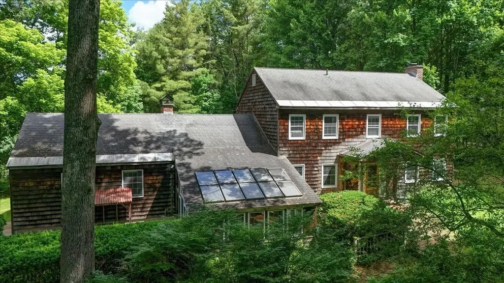 10 Birch Lane Essex Junction VT 05452