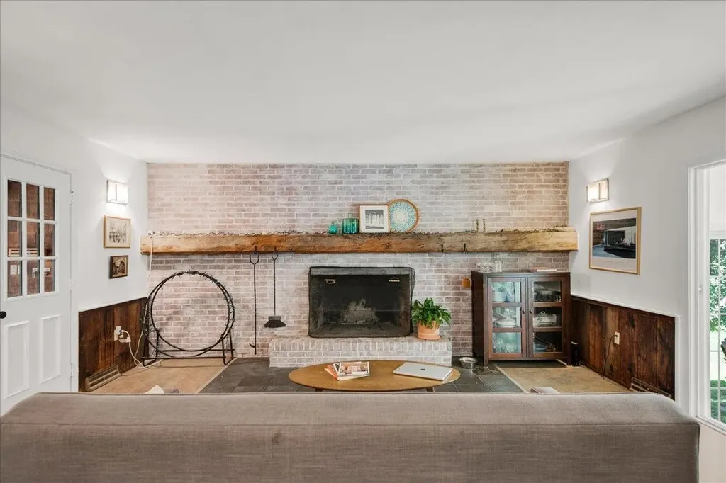 10 Birch Lane Essex Junction VT 05452