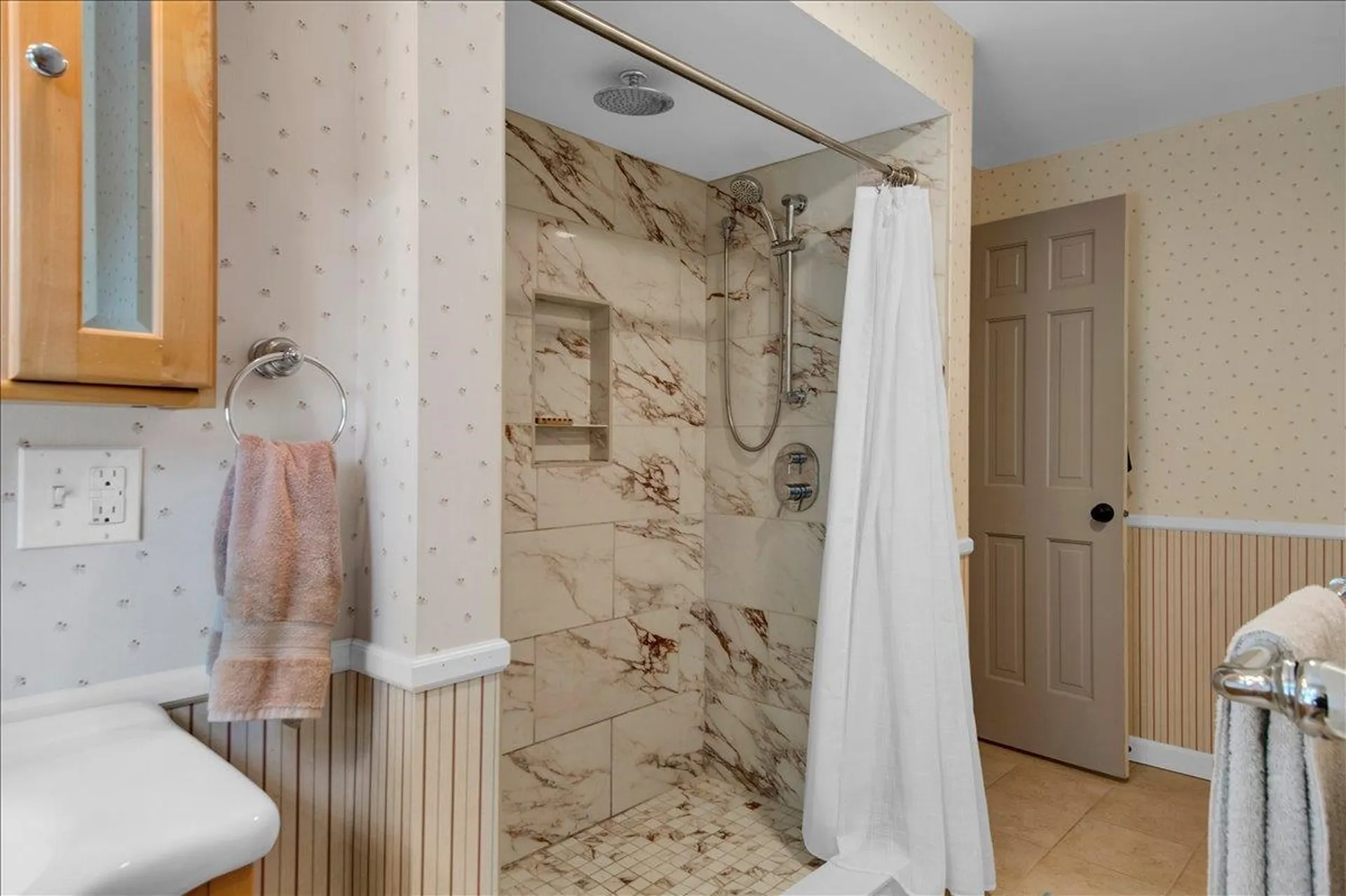 10 Birch Lane Essex Junction VT 05452