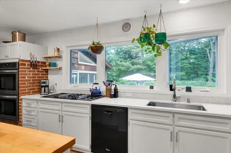 10 Birch Lane Essex Junction VT 05452