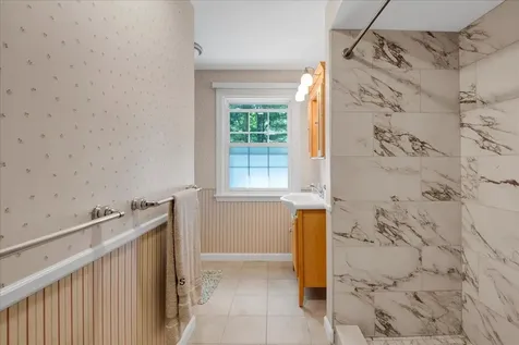 10 Birch Lane Essex Junction VT 05452