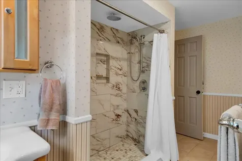 10 Birch Lane Essex Junction VT 05452