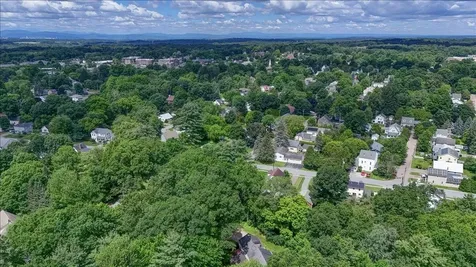 10 Birch Lane Essex Junction VT 05452
