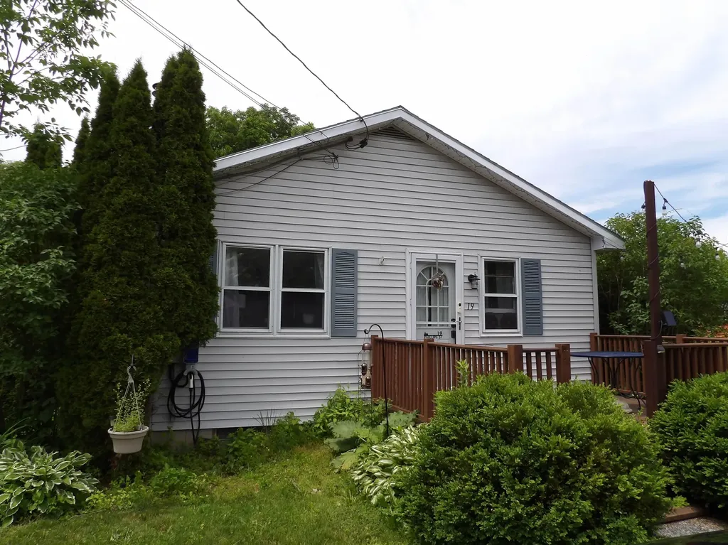 19 Phillips Street Rutland City VT 05701