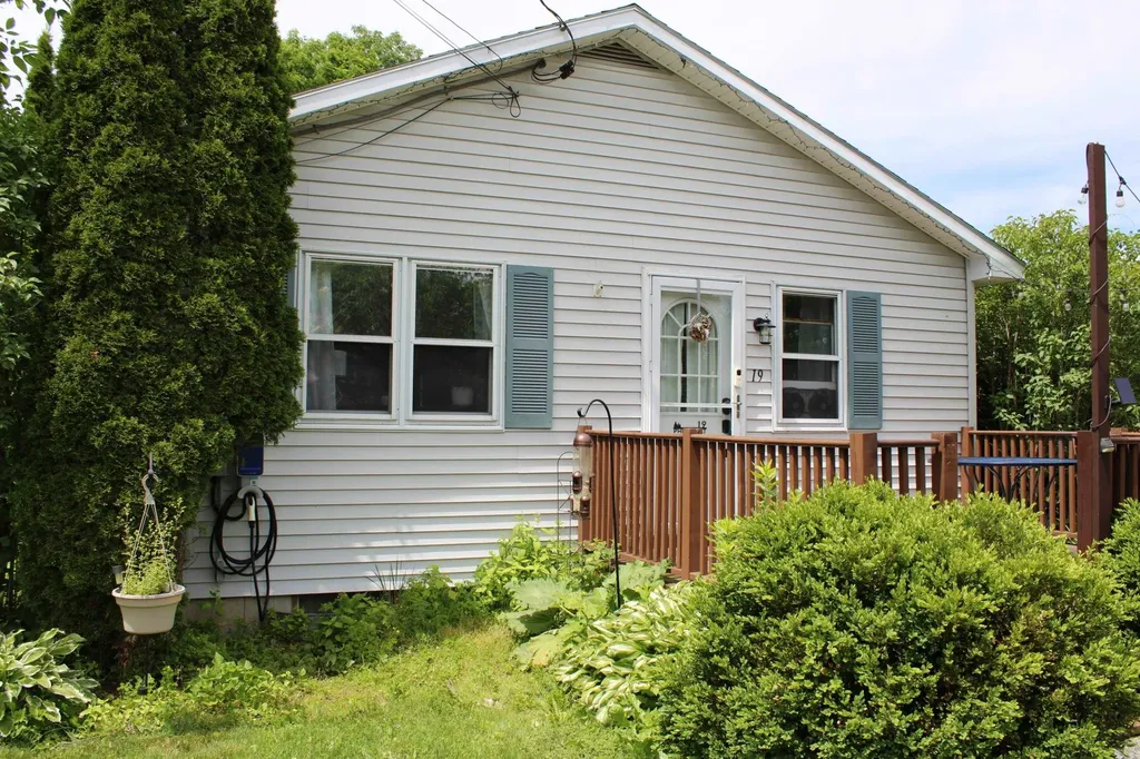 19 Phillips Street Rutland City VT 05701