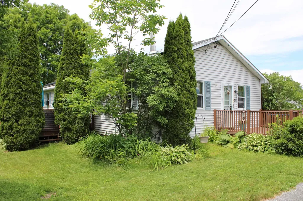 19 Phillips Street Rutland City VT 05701