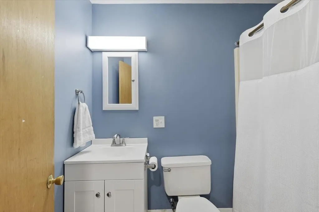 29 Woodland Lane Enfield NH 03748