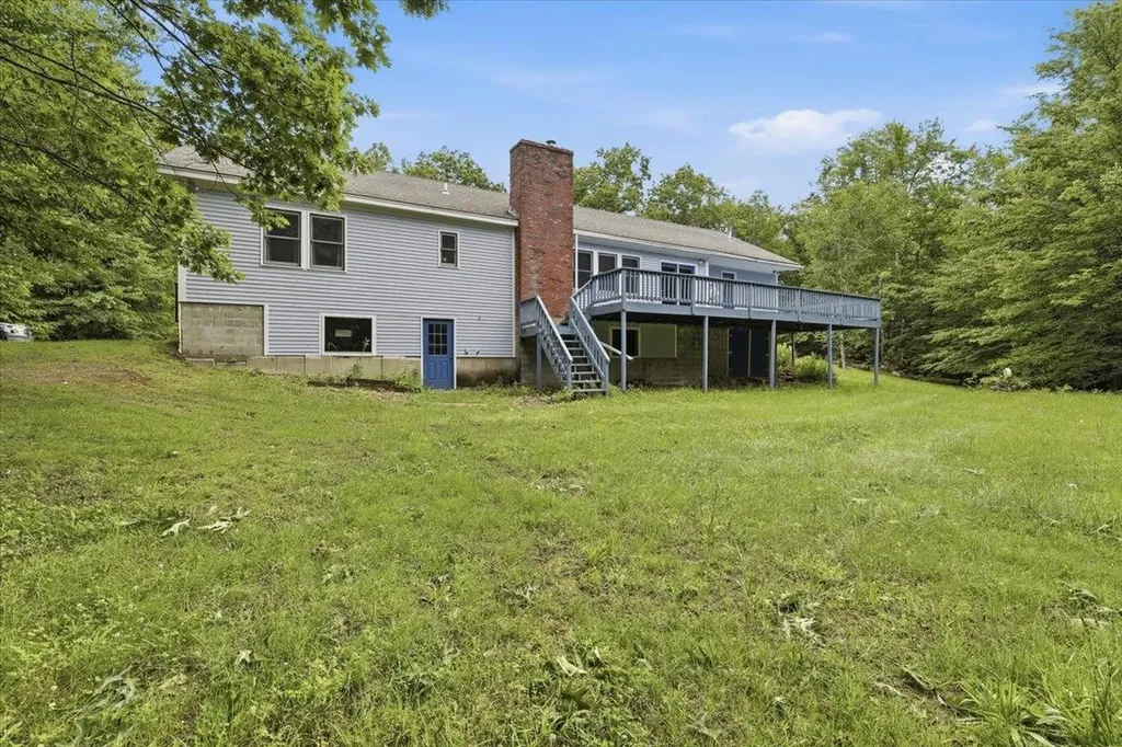 29 Woodland Lane Enfield NH 03748