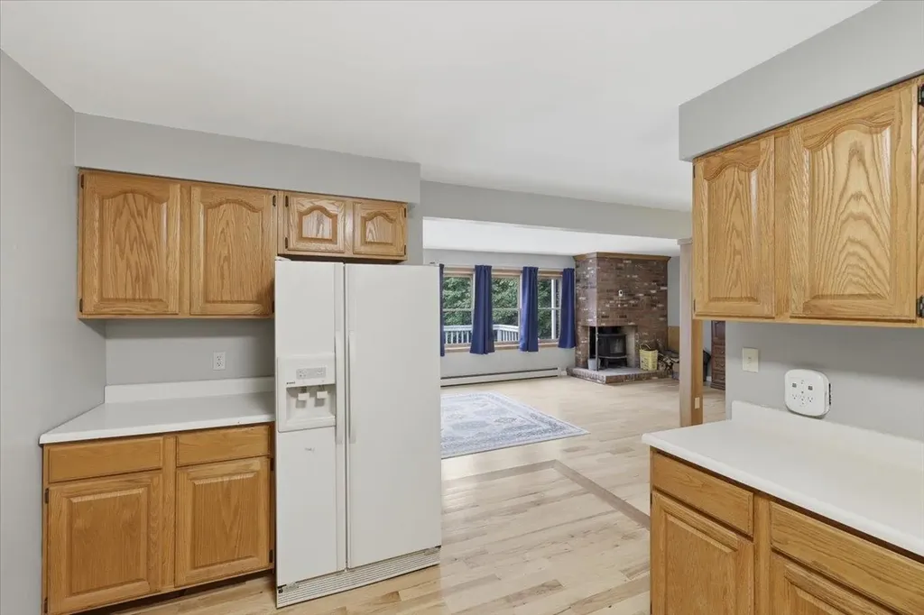 29 Woodland Lane Enfield NH 03748