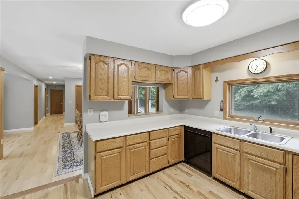 29 Woodland Lane Enfield NH 03748