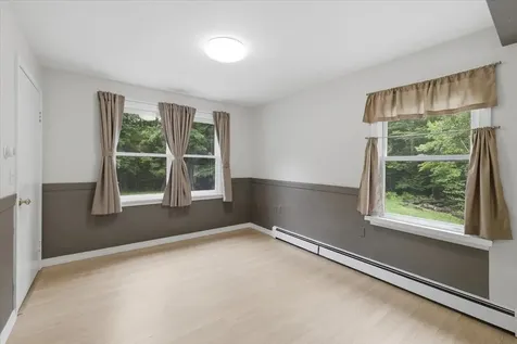 29 Woodland Lane Enfield NH 03748