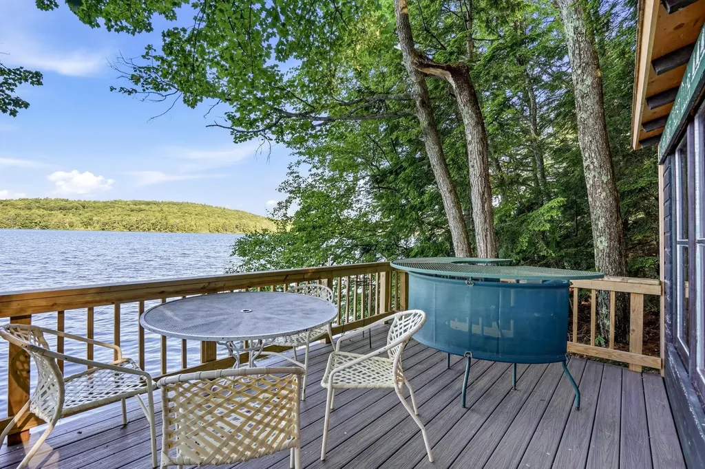83 Eastside Road Harrisville NH 03450