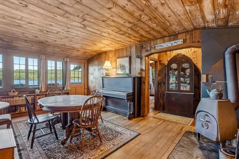 83 Eastside Road Harrisville NH 03450