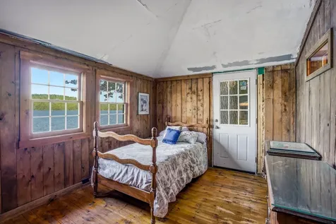 83 Eastside Road Harrisville NH 03450