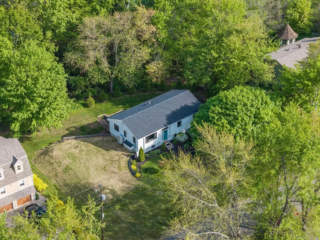 29 Frontier Street Rye NH 03870