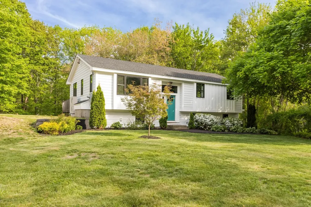 29 Frontier Street Rye NH 03870