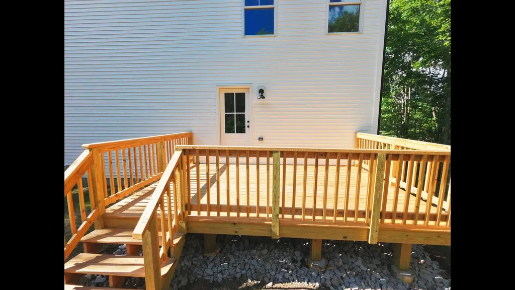 48B Pine Street Bethlehem NH 03574