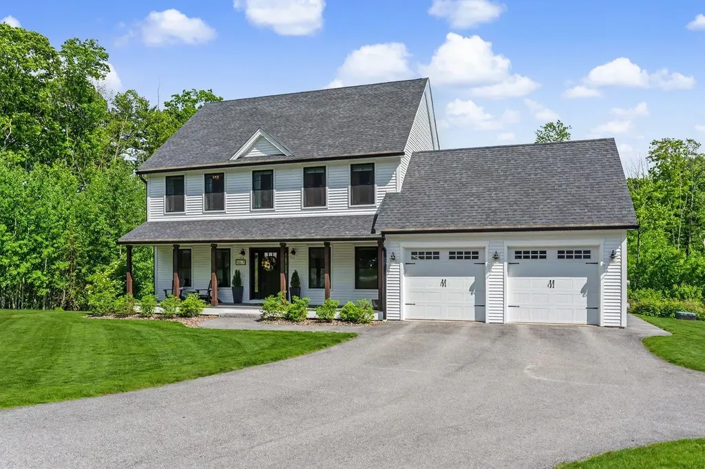 7 Valerie Lane Derry NH 03038