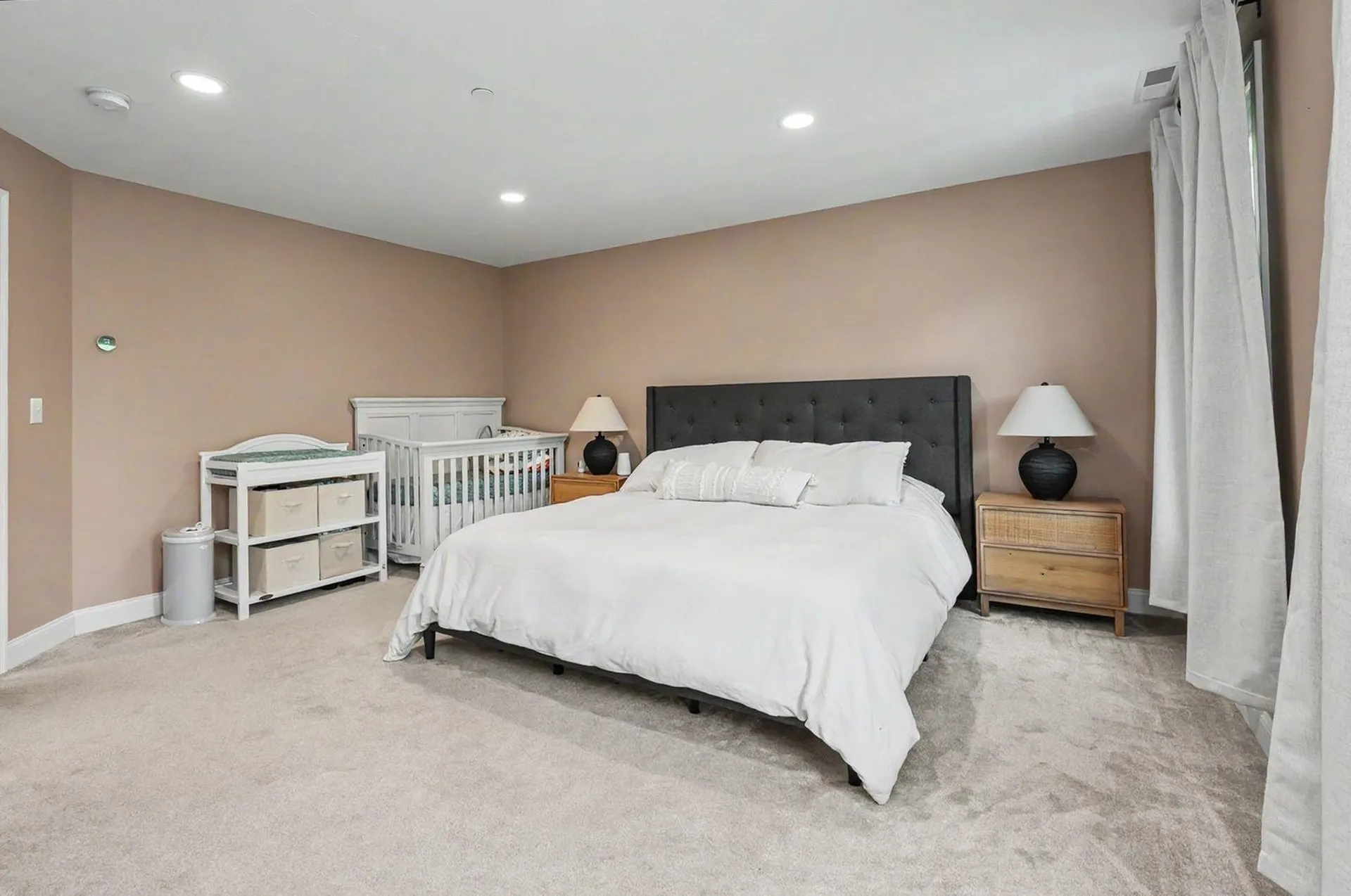 7 Valerie Lane Derry NH 03038