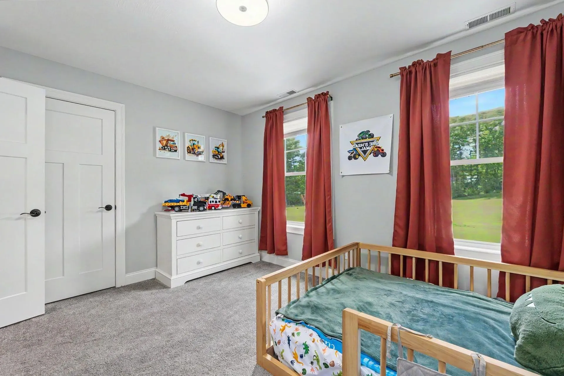 7 Valerie Lane Derry NH 03038