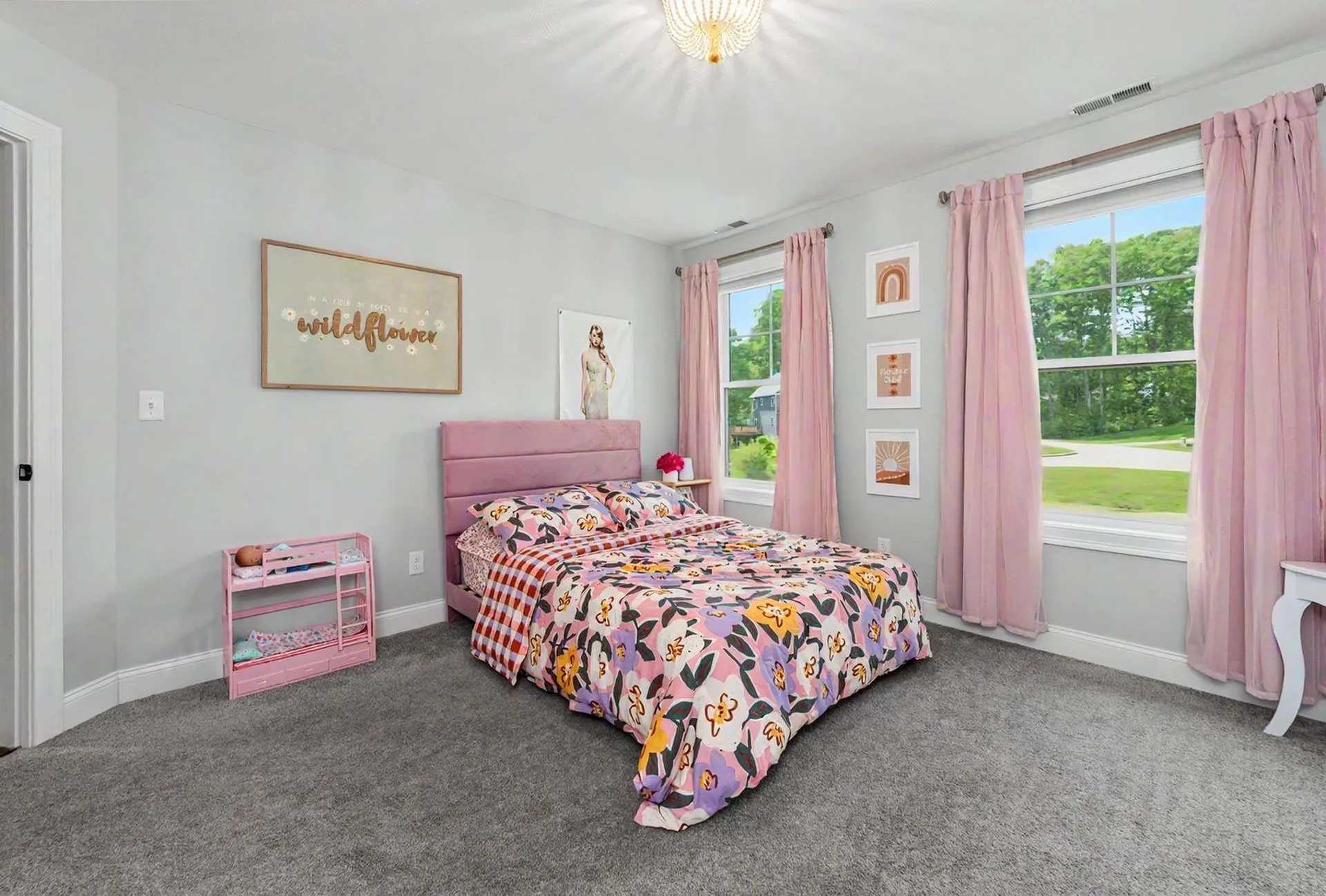 7 Valerie Lane Derry NH 03038