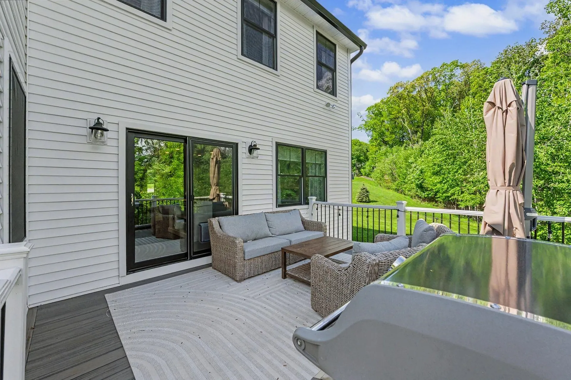 7 Valerie Lane Derry NH 03038