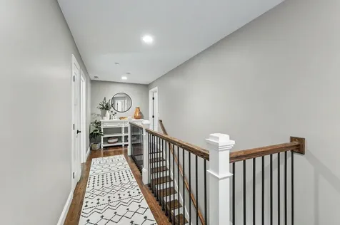 7 Valerie Lane Derry NH 03038