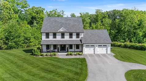 7 Valerie Lane Derry NH 03038