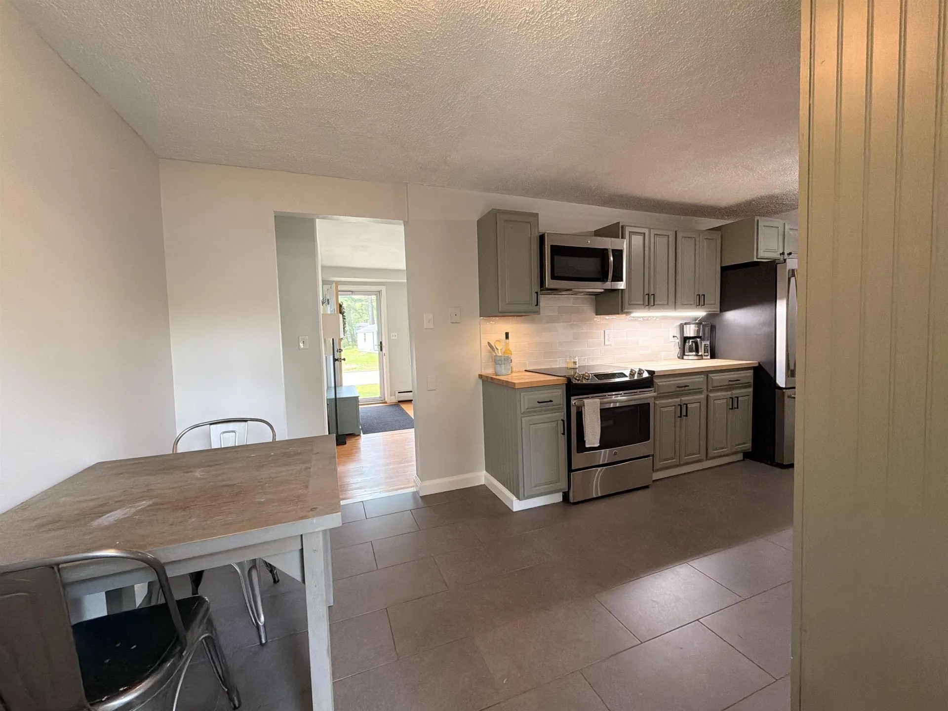 41 Laura Lane Keene NH 03431