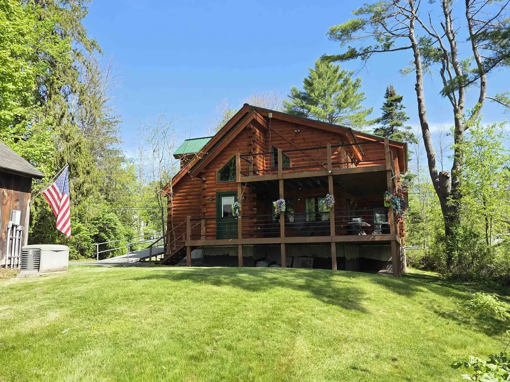 436 Lockehaven Road Enfield NH 03748