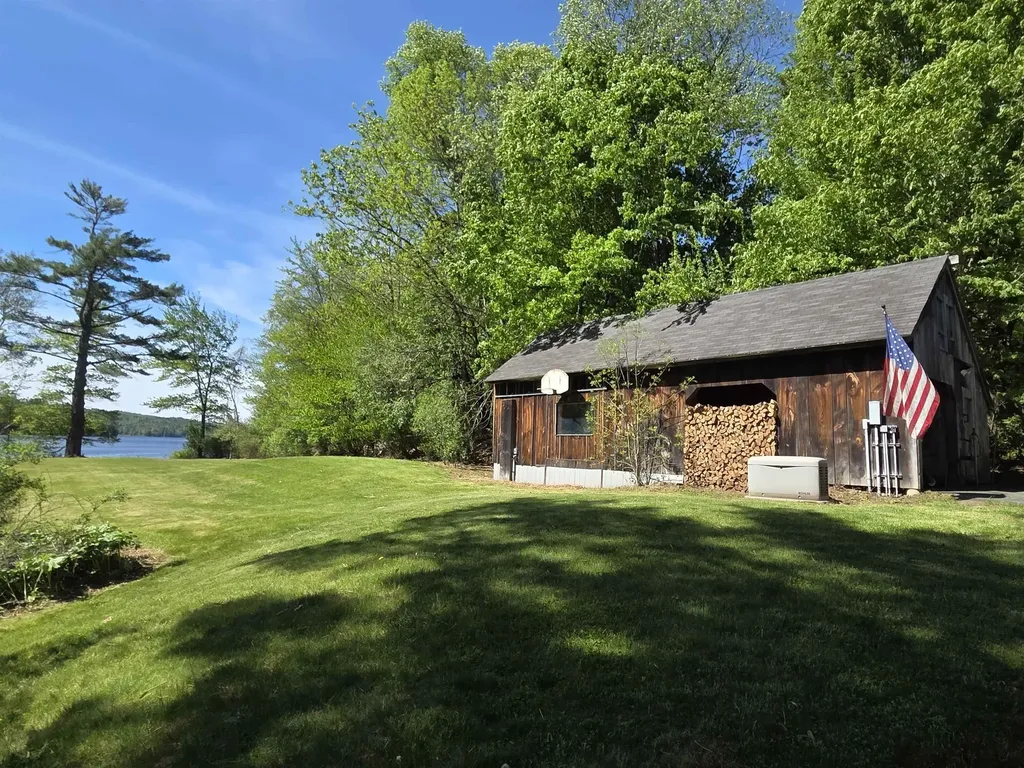 436 Lockehaven Road Enfield NH 03748