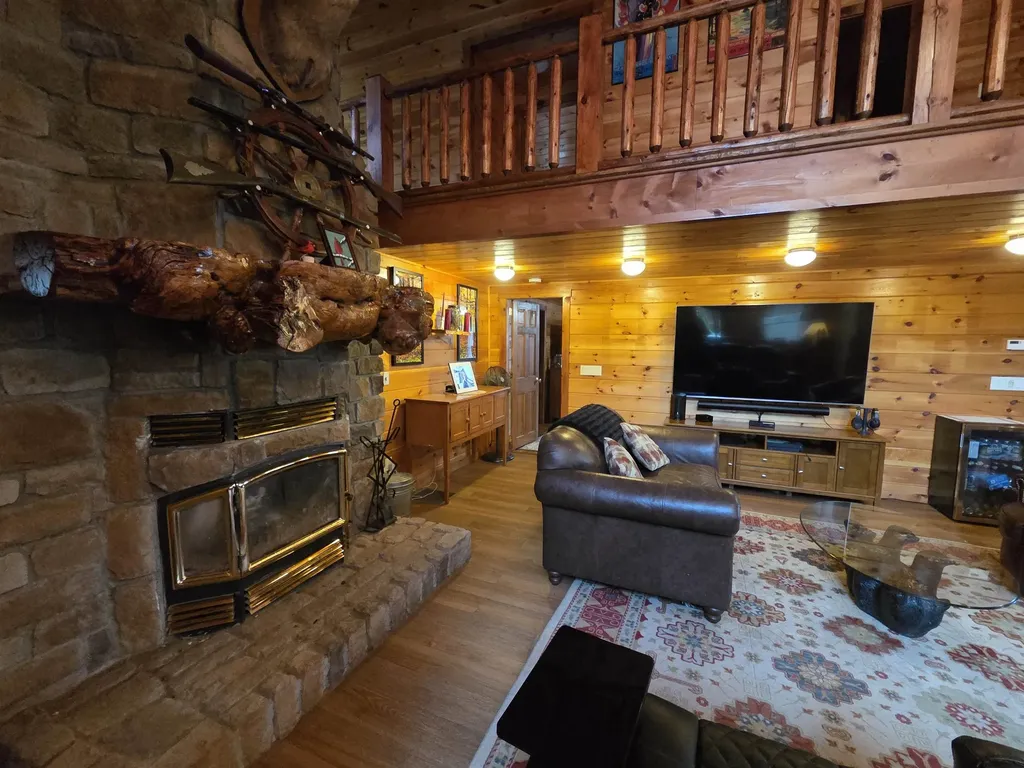 436 Lockehaven Road Enfield NH 03748