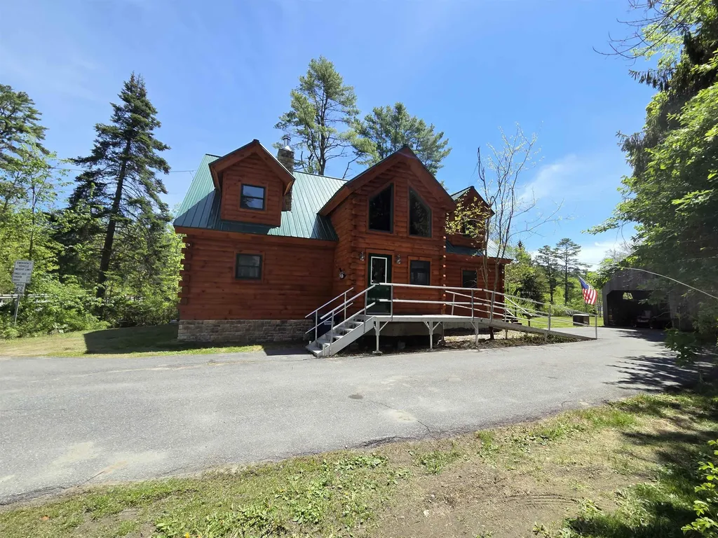 436 Lockehaven Road Enfield NH 03748