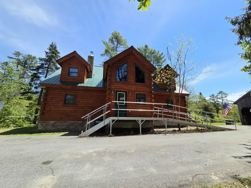 436 Lockehaven Road Enfield NH 03748