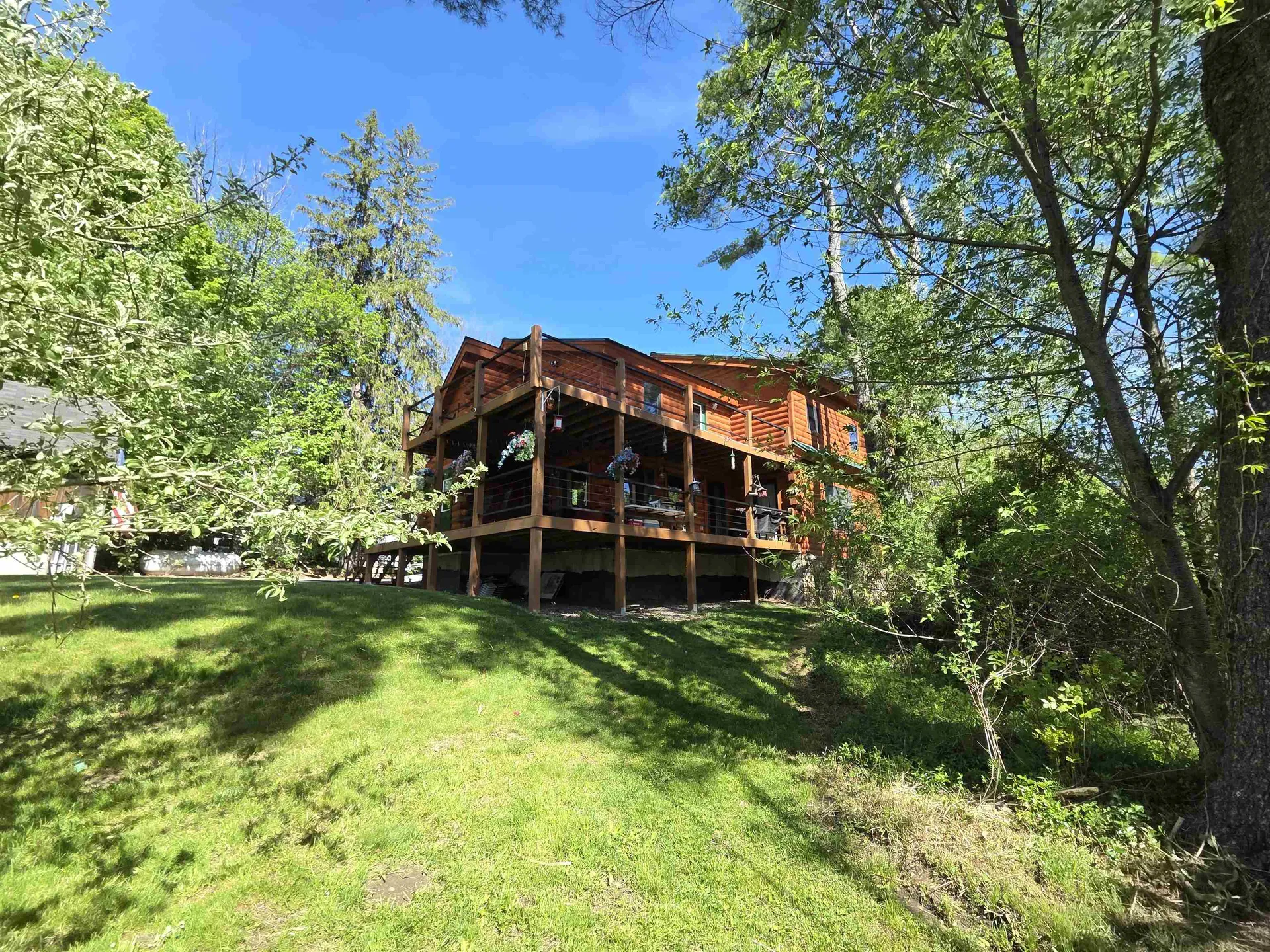 436 Lockehaven Road Enfield NH 03748