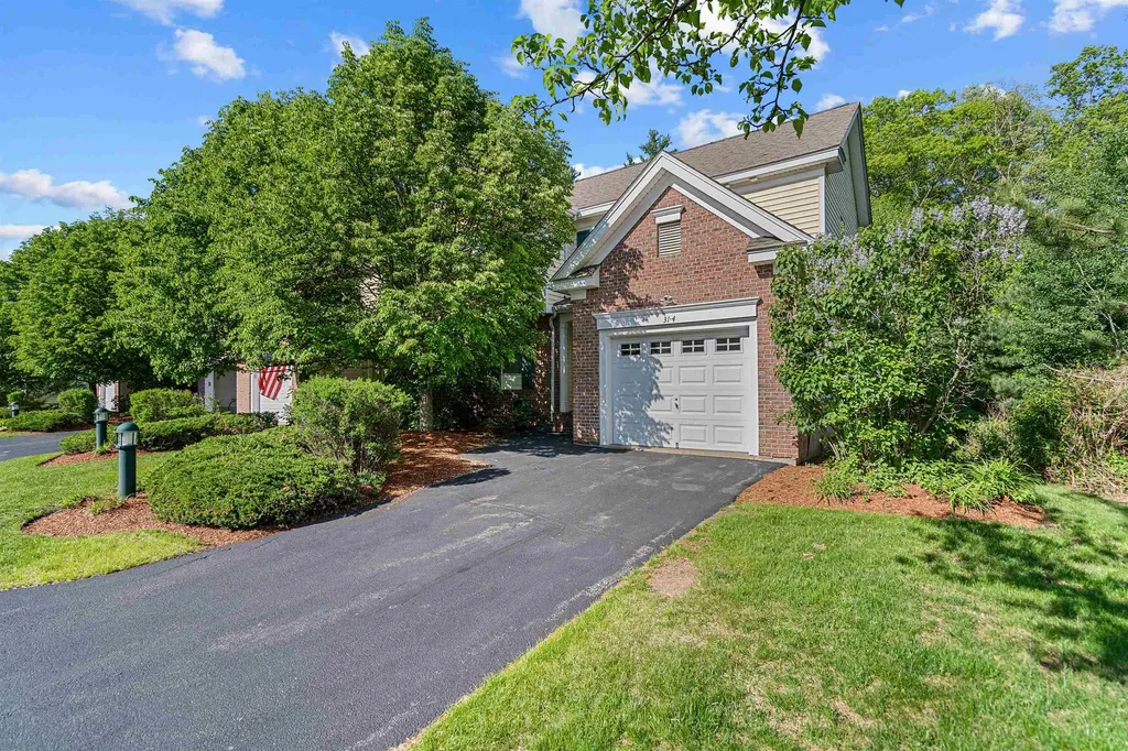 31 Cabernet Drive Concord NH 03303
