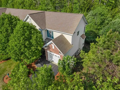 31 Cabernet Drive Concord NH 03303