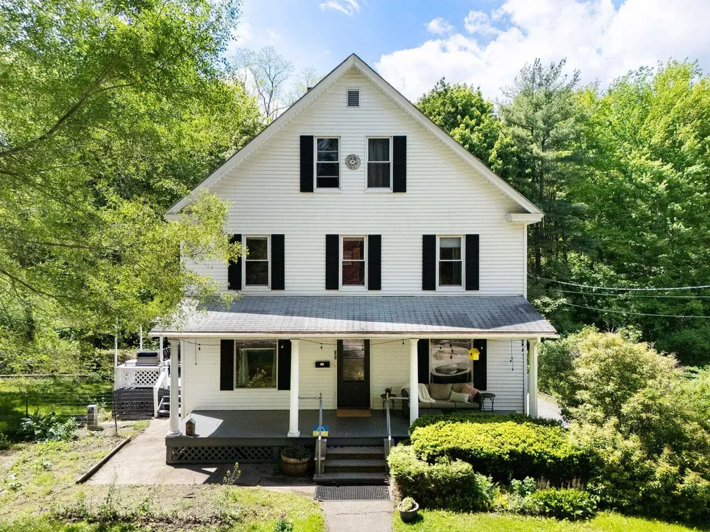 39 Locust Street Brattleboro VT 05301