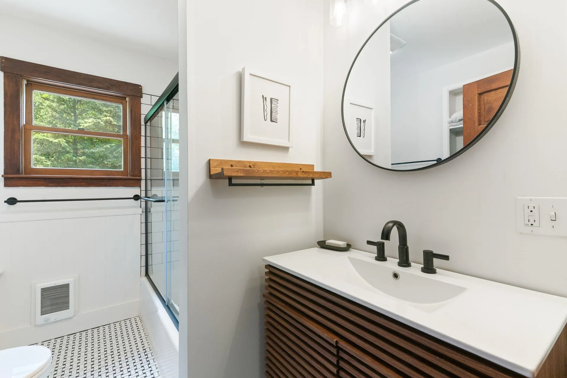 39 Locust Street Brattleboro VT 05301